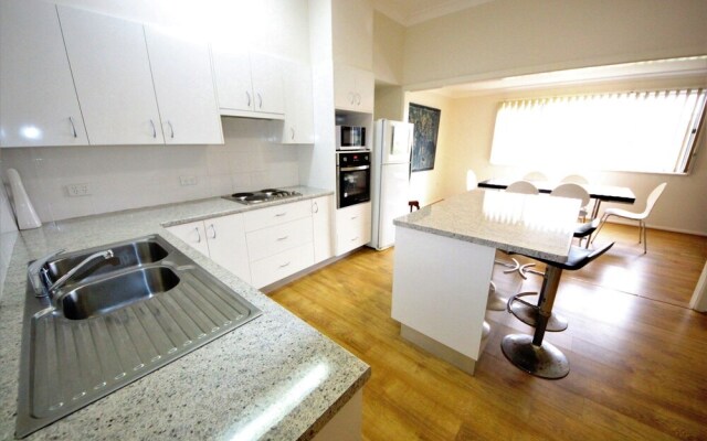 Beach Break at Hat Head