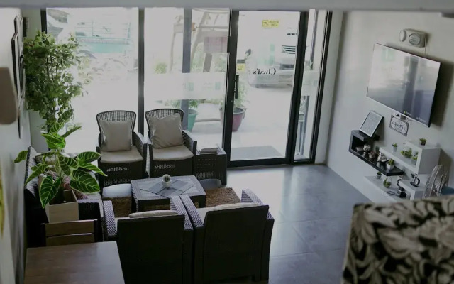 Ched'S Apartelle