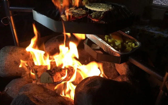 Hammarstrands Camping, Stugby och Fiske