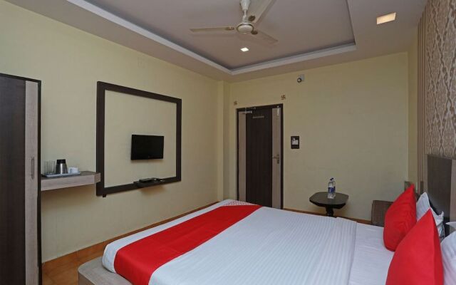 OYO 29689 Hotel Pramod