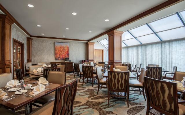 Crowne Plaza Knoxville Downtown University by IHG