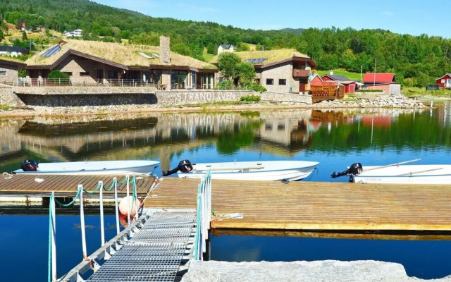 6 Person Holiday Home in Eidsvag