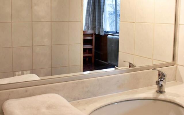 HL Hotel Low Cost