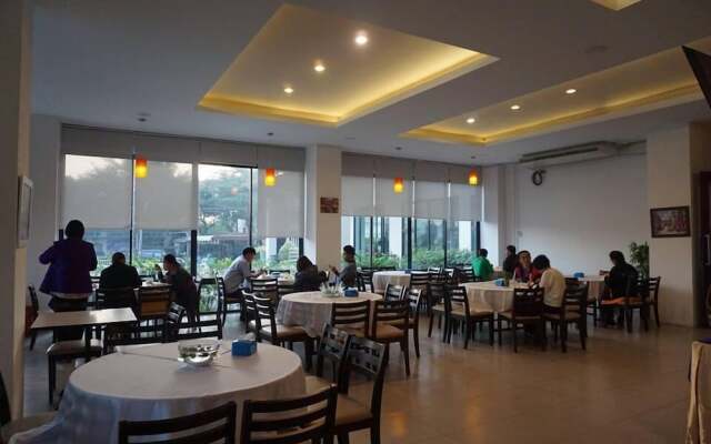 R2 Zleeping Boutique Hotel