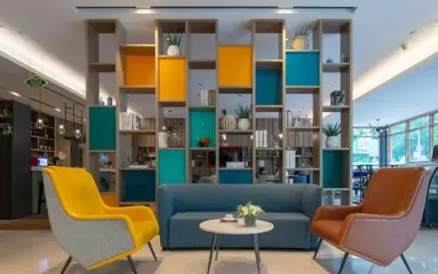Vienna Smart Hotel (Nanning Sports Center Dashadi Metro Station Branch)