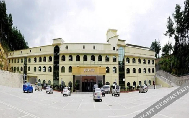 Senlin Hotel