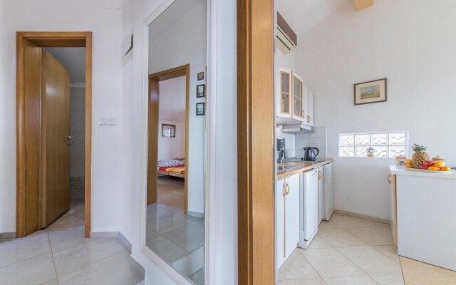 Awesome Apartment in Barbariga With 2 Bedrooms and Wifi