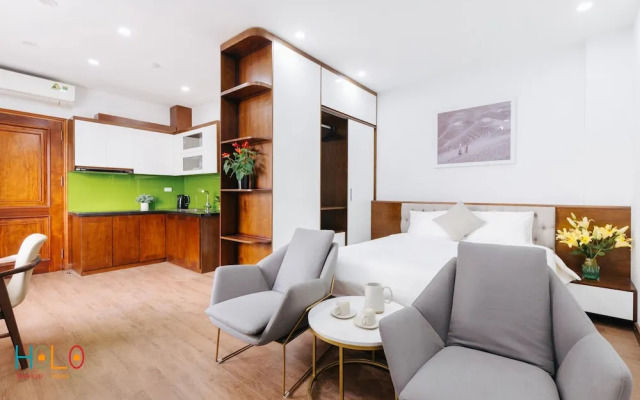 HoLo Central Hanoi - Serviced HomeStay