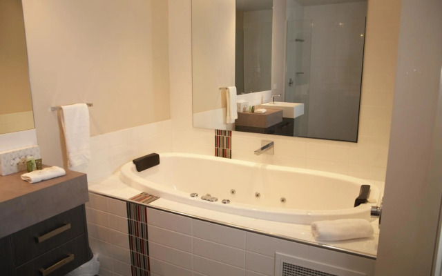 Tindarra Resort