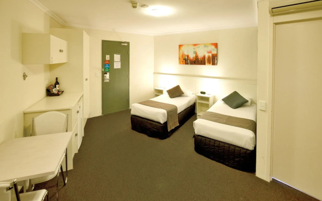 Atlantic Tower Motor Inn