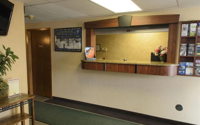 Super 8 Munising Wetmore Area