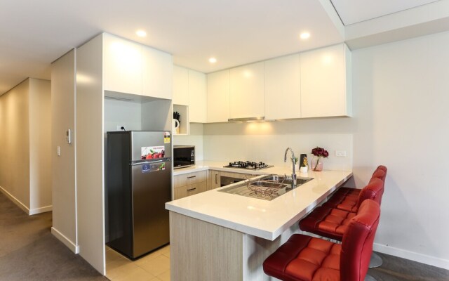 Spacious Apartment at Waitara
