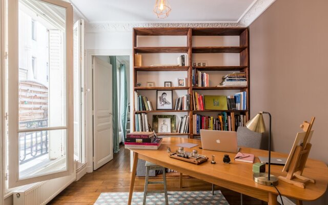 Spacious by Canal Saint Martin