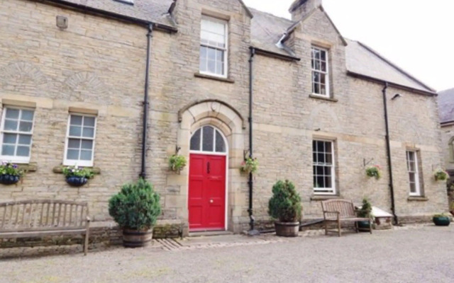Westgate Manor