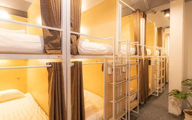 Khaosan Social Capsule Bangkok - Adult Only - Hostel
