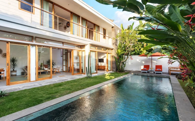 Beautiful Boho-chic 4br Tropical Villa in Pererenan Canggu