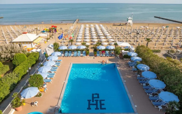 Hotel Plaza Esplanade