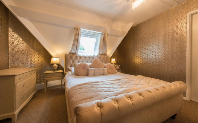 Maenan Abbey Hotel