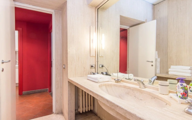 RSH Campo de   Fiori Bright Apartment