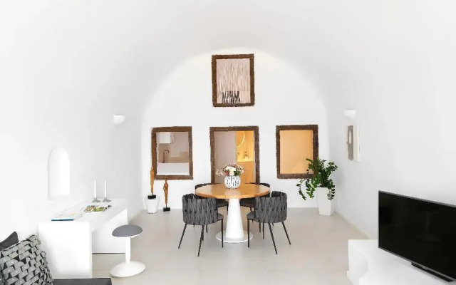 Astra Suites