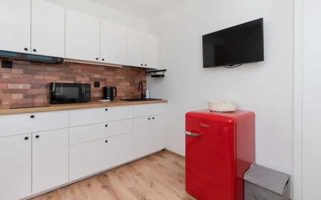 Cosy Studio 3 May by Renters