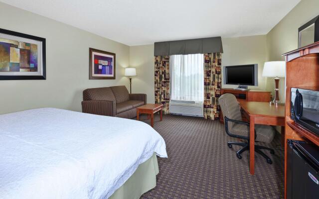 Hampton Inn & Suites Grand Rapids-Airport 28th St