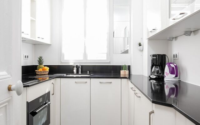 Eiffel Tower- Boucicaut Apartment