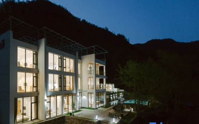 Xiaomande Yuanzi Hostel