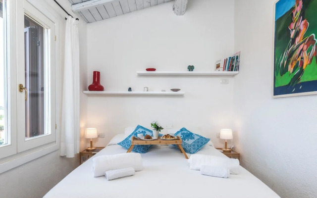 Il Vecchio Faro Attico A58