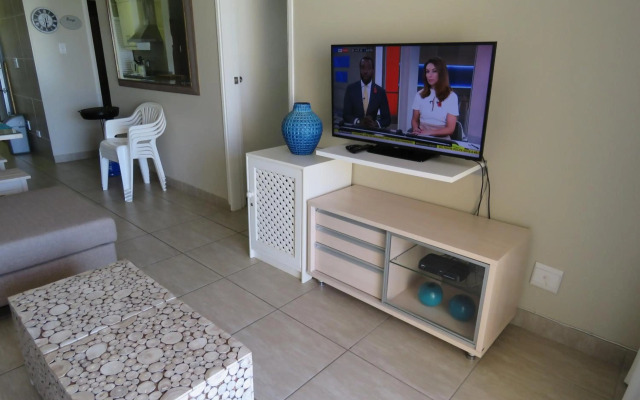 2 Bronze Beach Umhlanga