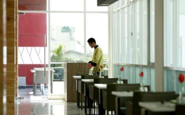 Hotel Santika Cikarang