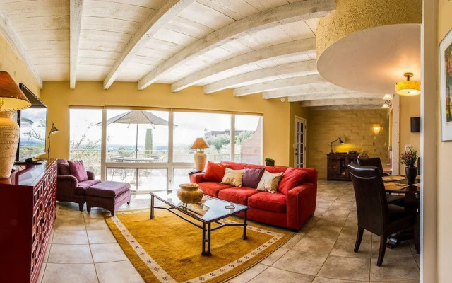 Mission Hill Casitas