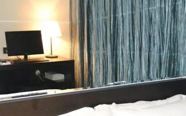 Jasmine Crystal Hotel