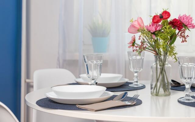 Apartment With Balcony by Renters