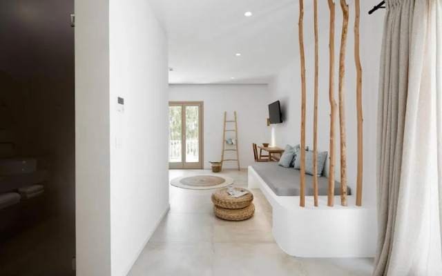 Arco Solium Suites Milos Superior Suite