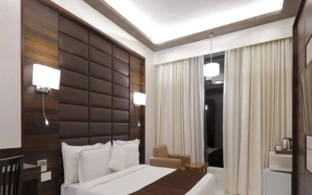 Hotel Silver Heights