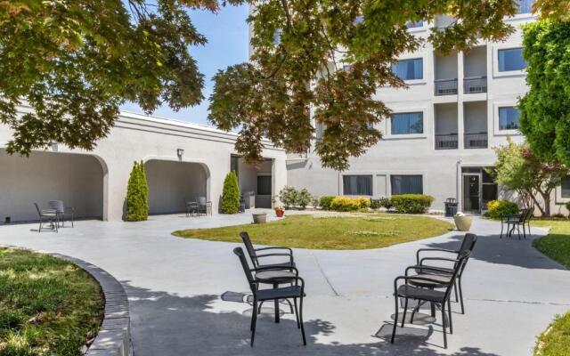 Country Inn and Suites Hotel Downtown Atlanta