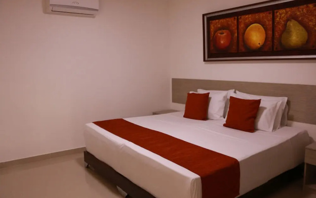 Apartasuites La Flora