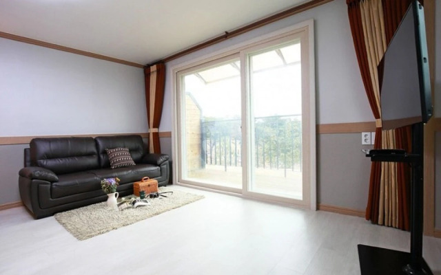 Pohang Songra Aqua Tourist Pension