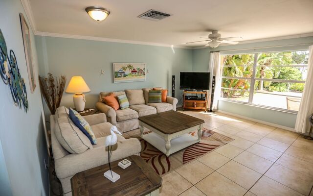 5150 Williams Dr. - M