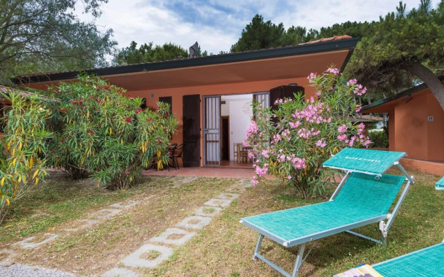 Spacious bungalow with two bathrooms on the Adriatic coast