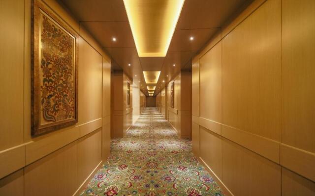 Jade Suites - Luxury Boutique Hotel