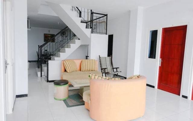 Oyo 437 Hnr Homestay Syariah