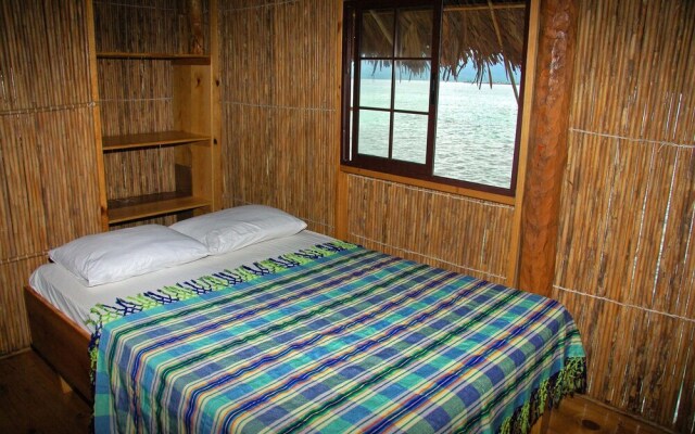 San Blas Private Beach Cabin