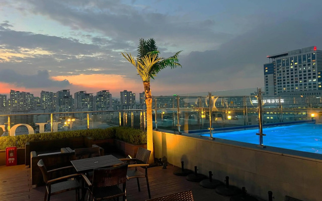 Skypark Central Seoul Pangyo