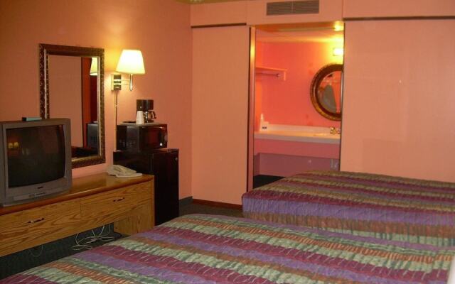 83 Motel