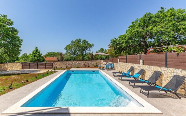 Beautiful Home in Medulin With Wifi and 3 Bedrooms