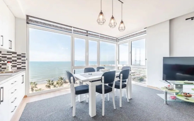 Seaview Luxury Suite by PS