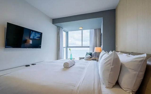 w Prestigious 1BR w Fantastic Balcony in YOO