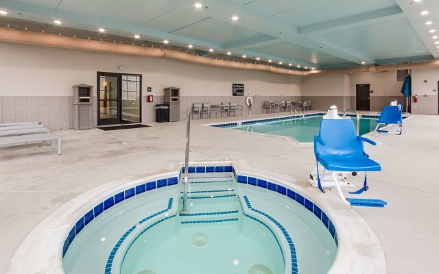 Hampton Inn White House